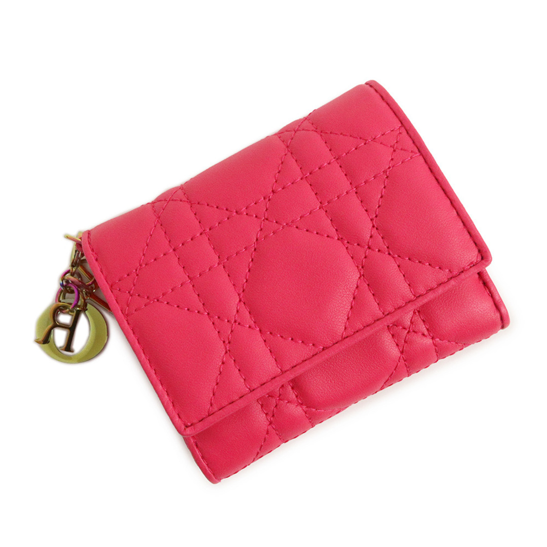 非常に高い品質 - Dior Christian クリスチャンディオール Dior(新品・未使用品) Christian 箱付 ブライトピンク レザー ラムスキン 三つ折り財布 コンパクト カナージュ ロータスウォレット DIOR LADY レディディオール 財布