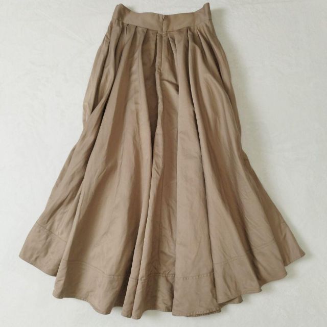209美品マディソンブルー コットン100%タックボリュームスカート