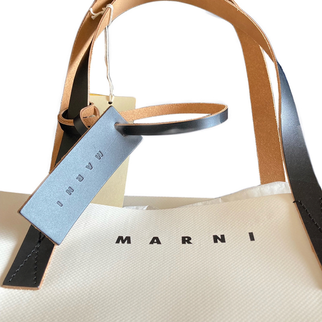 MARNI マルニ トートバッグ バイカラー SHMQ0038A0P3572