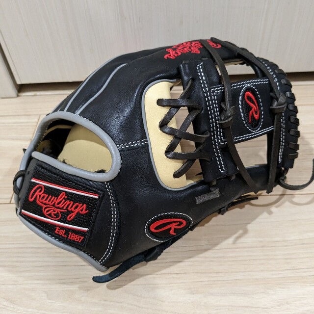 Rawlings(ローリングス)の新品未使用　ローリングス　軟式　内野用グラブ　MLB仕様 スポーツ/アウトドアの野球(グローブ)の商品写真