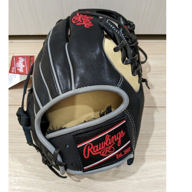 Rawlings(ローリングス)の新品未使用　ローリングス　軟式　内野用グラブ　MLB仕様 スポーツ/アウトドアの野球(グローブ)の商品写真