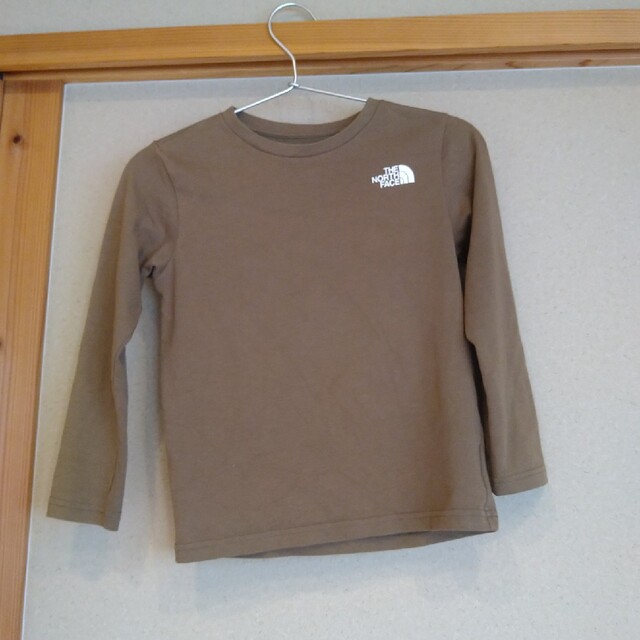 THE NORTH FACE(ザノースフェイス)のノースフェイス　THE　NORTH　FACE１３０cm キッズ/ベビー/マタニティのキッズ服男の子用(90cm~)(Tシャツ/カットソー)の商品写真