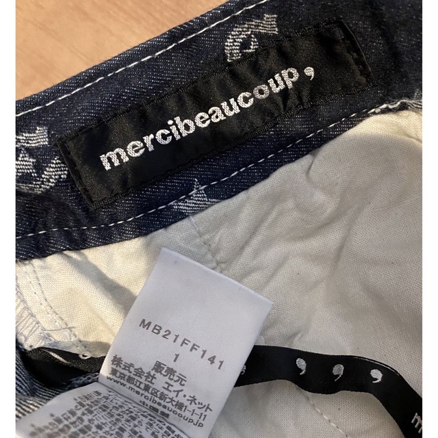 mercibeaucoup(メルシーボークー)のメルシーボークー、 mercibeaucoup, デニムショートパンツ レディースのパンツ(ショートパンツ)の商品写真