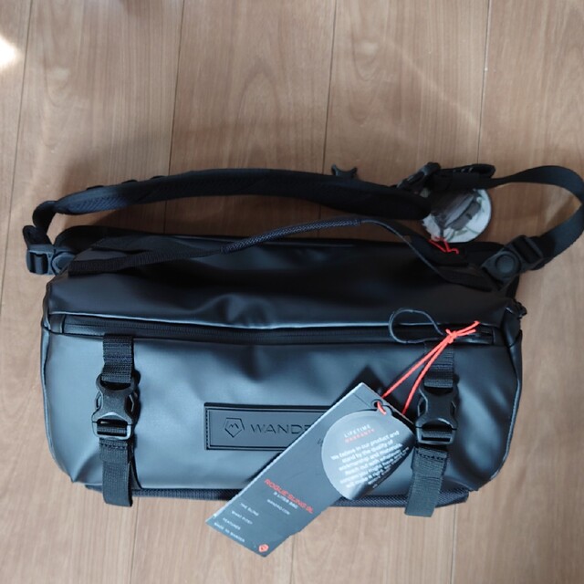 ワンダード ローグ スリング 9L ロームスリング 黒 WANDRD スマホ/家電/カメラのカメラ(ケース/バッグ)の商品写真