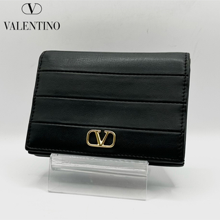 ヴァレンティノ(VALENTINO)の極美品 VALENTINO レザー 二つ折り財布 Vロゴ シグネチャー ブラック(財布)