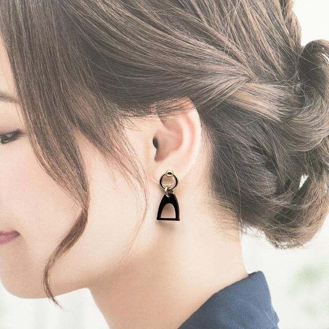 新品同様】エルメス レディース ピアス イヤリング エスケトル ホーン-