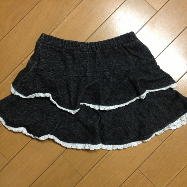 HusHush(ハッシュアッシュ)の120㎝☆HusHushスカート キッズ/ベビー/マタニティのキッズ服女の子用(90cm~)(その他)の商品写真