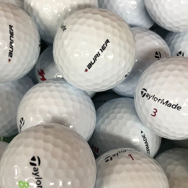 TaylorMade(テーラーメイド)のテーラーメイド 各種混合 ホワイト ロストボール 30球 A スポーツ/アウトドアのゴルフ(その他)の商品写真