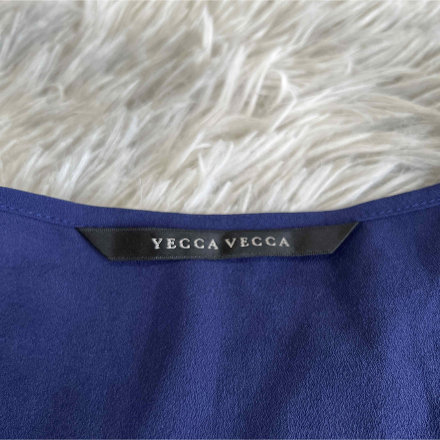 YECCA VECCA(イェッカヴェッカ)の【YECCA VECCA】イェッカヴェッカ デザインカットソー プルオーバー レディースのトップス(カットソー(半袖/袖なし))の商品写真