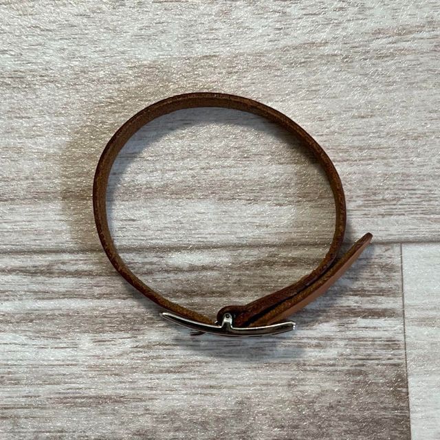 Hermes(エルメス)の【極美品】エルメス レザーブレスレット H金具 アピ シルバー ブラウン レディースのアクセサリー(ブレスレット/バングル)の商品写真