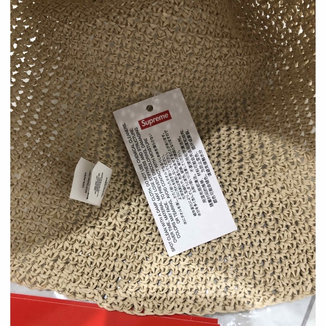 Supreme(シュプリーム)のSupreme Old English Straw Crusher  登坂着 メンズの帽子(ハット)の商品写真