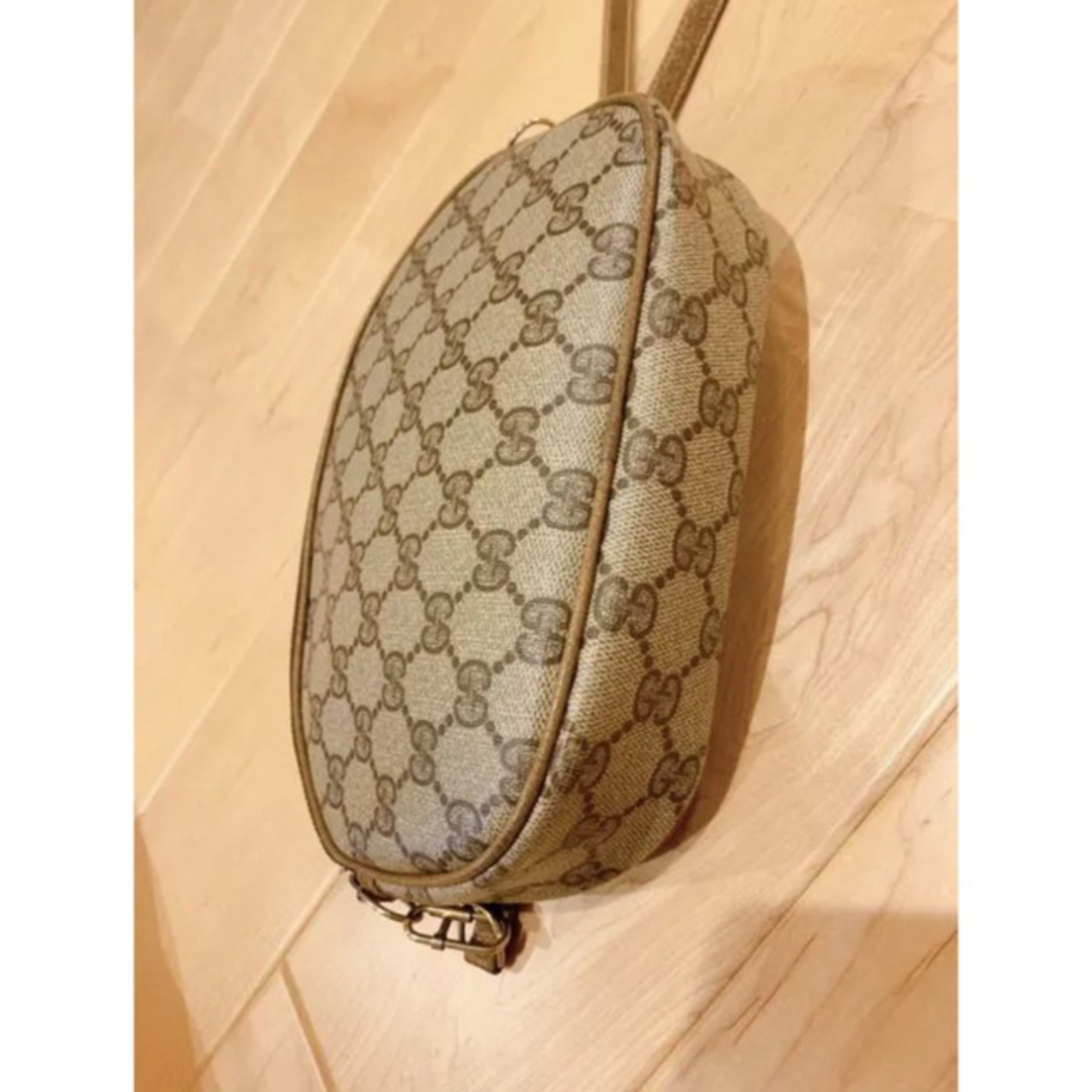 Gucci(グッチ)の良品　オールドグッチ　ショルダーバッグ　ポーチ　正規品 レディースのバッグ(ショルダーバッグ)の商品写真
