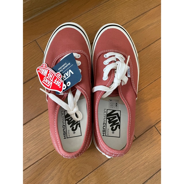 vans ULTRACUSH スニーカー 23.0 新品未使用 - スニーカー