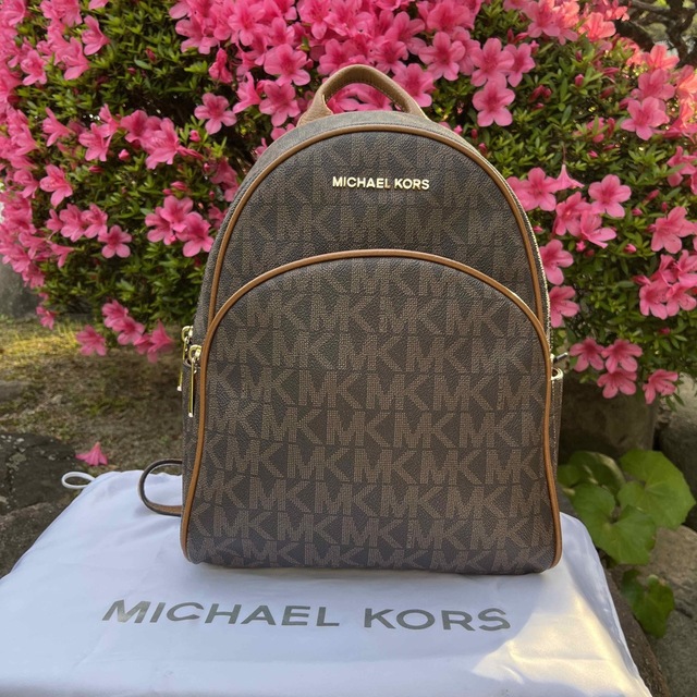 Michael Kors(マイケルコース)のMICHAEL KORSのリュック レディースのバッグ(リュック/バックパック)の商品写真