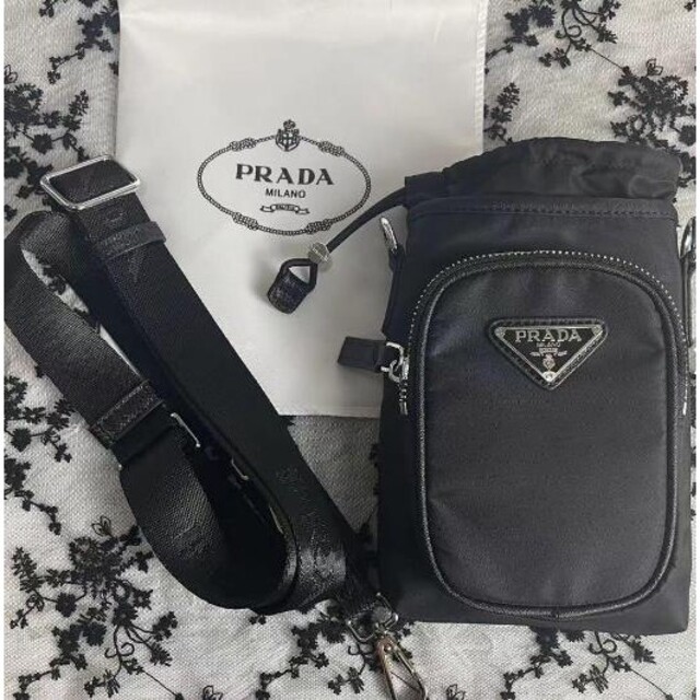 78%OFF!】【78%OFF!】新品未使用プラダ スマホショルダー ナイロン