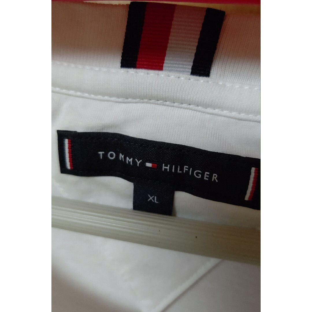 TOMMY HILFIGER(トミーヒルフィガー)の☆美品☆ TOMMY HILFIGER トミーヒルフィガー  ロンT XL  白 メンズのトップス(Tシャツ/カットソー(七分/長袖))の商品写真