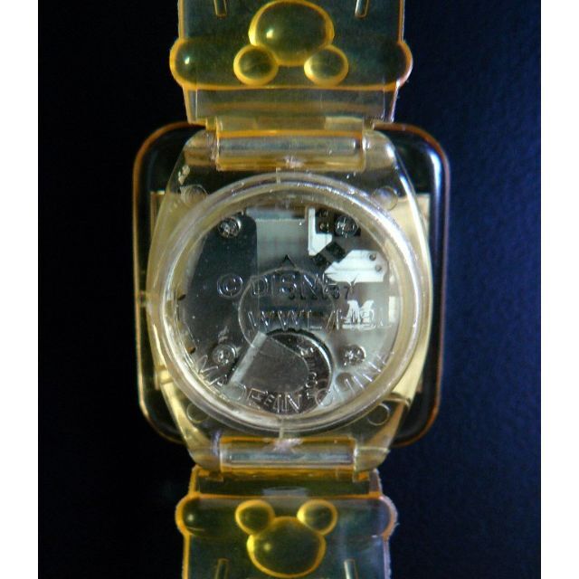 ドナルドダック(スケルトンイエロー) 腕時計 キッズ/ベビー/マタニティのこども用ファッション小物(腕時計)の商品写真