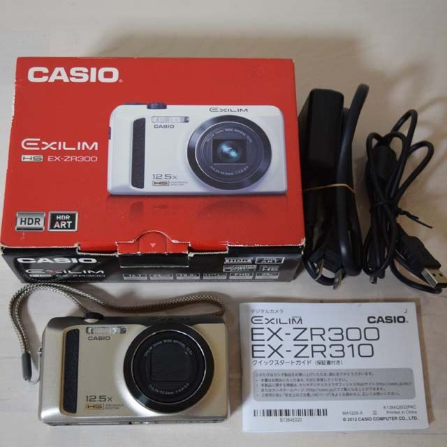 095秒オートフォーカスCASIO HIGH SPEED EXILIM EX-ZR300 希少品 綺麗