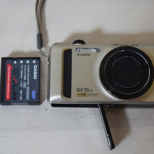 CASIO HIGH SPEED EXILIM EX-ZR300 希少品 綺麗 コンパクト CASIO HIGH SPEED EXILIM EX-ZR300 希少品 綺麗 コンパクト