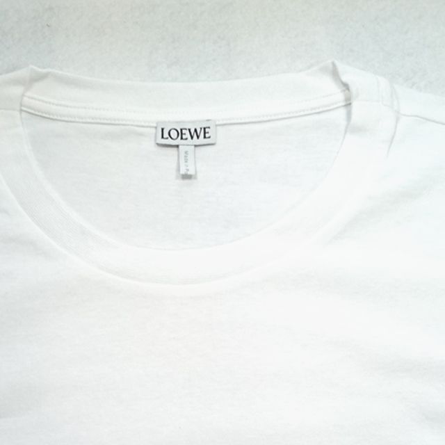 LOEWE(ロエベ)の●新品/正規品● LOEWE ショート オーバーサイズ アナグラム Tシャツ レディースのトップス(Tシャツ(半袖/袖なし))の商品写真