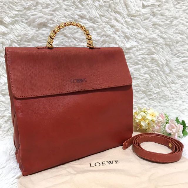 【極美品】LOEWE ベラスケス 2way ショルダーバッグ 赤 ツイスト金具