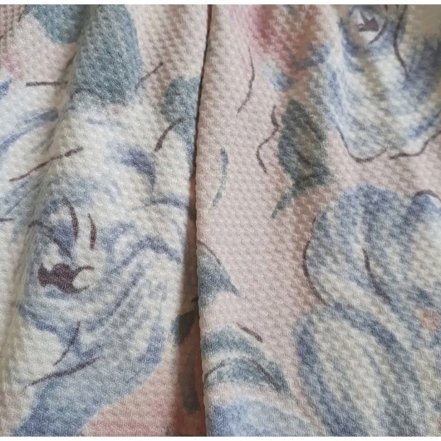 LIZ LISA(リズリサ)のリズリサ　長袖花柄ワンピース　ピンク レディースのワンピース(ひざ丈ワンピース)の商品写真