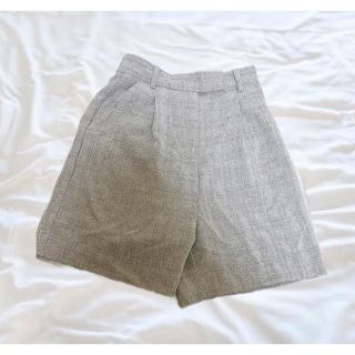 エイチアンドエイチ(H&H)のエイチアンドエム　H&M ショートパンツ　グレイ(ショートパンツ)