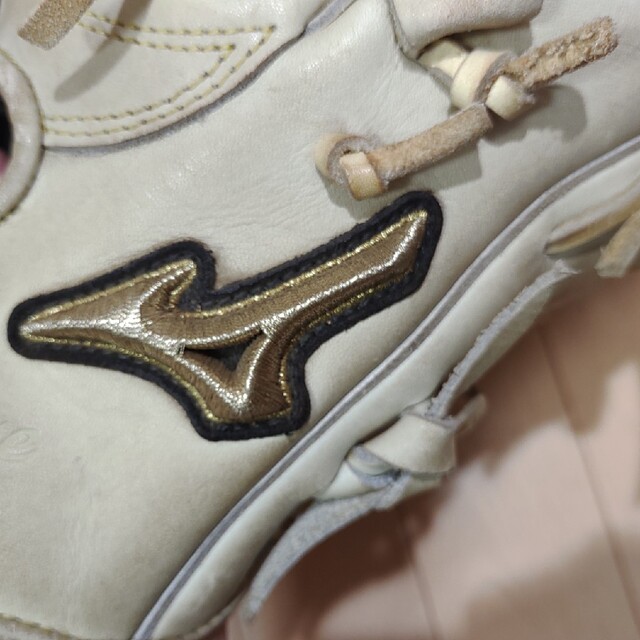 MIZUNO(ミズノ)のよっぴーさん専用　グローバルエリート　硬式　投手用 スポーツ/アウトドアの野球(グローブ)の商品写真