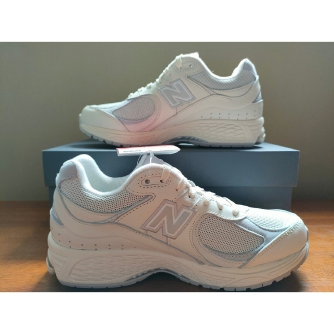 New Balance(ニューバランス)の③希少【新品未使用】ニューバランス M2002RWP 24cm WHITE レディースの靴/シューズ(スニーカー)の商品写真