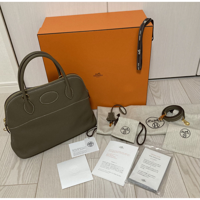 Hermes(エルメス)のエルメス　ボリード31　エトゥープ　ゴールド金具 レディースのバッグ(ハンドバッグ)の商品写真