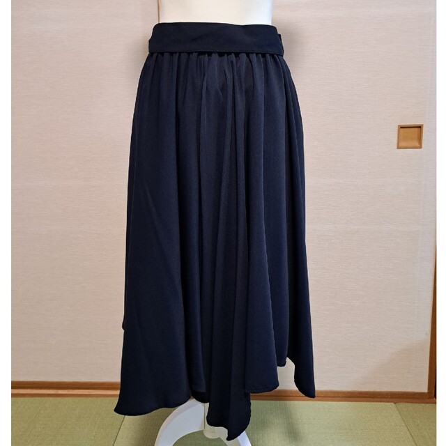 Rope' Picnic(ロペピクニック)のROPE PICNIC 紺　ヘムスカート レディースのスカート(ロングスカート)の商品写真