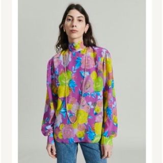 レイチェルコーミー(Rachel Comey)のrachel comey 花柄シルクブラウス(シャツ/ブラウス(長袖/七分))