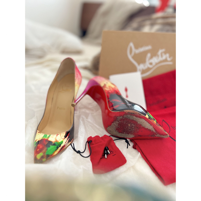 Christian Louboutin(クリスチャンルブタン)のルブタン レディースの靴/シューズ(ハイヒール/パンプス)の商品写真