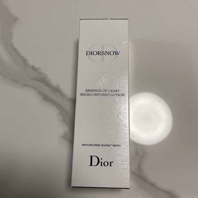 Dior(ディオール)の化粧　ディオールスノーエッセンスオブライトマイクロローション コスメ/美容のスキンケア/基礎化粧品(美容液)の商品写真