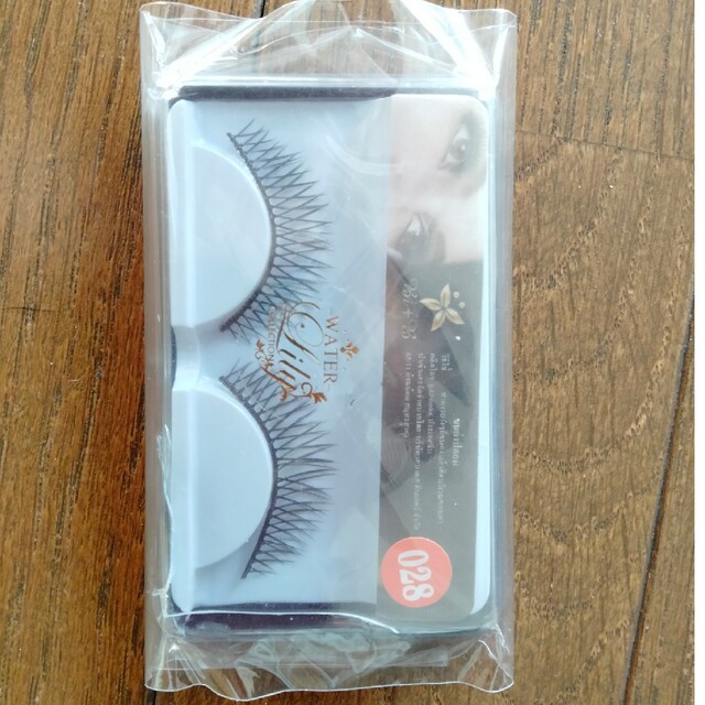 眼力UP★つけまつげ★WATER Lily アイラッシュ コスメ/美容のベースメイク/化粧品(つけまつげ)の商品写真