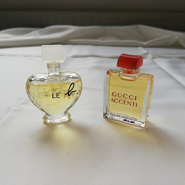 Gucci(グッチ)のGUCCI　ACCENTI　アニエス・ベー　オードトワレ　香水ミニボトル コスメ/美容の香水(香水(女性用))の商品写真