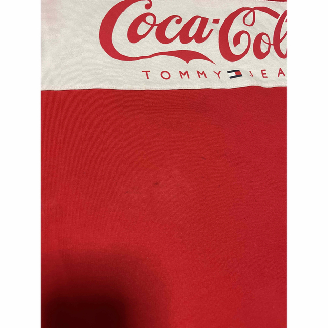 TOMMY JEANS(トミージーンズ)のTOMMYJEANS コカ・コーラ コラボTシャツMサイズ メンズのトップス(Tシャツ/カットソー(半袖/袖なし))の商品写真