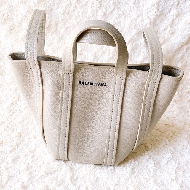 激安大特価!】 バレンシアガ BALENCIAGA - Balenciaga エブリデイ