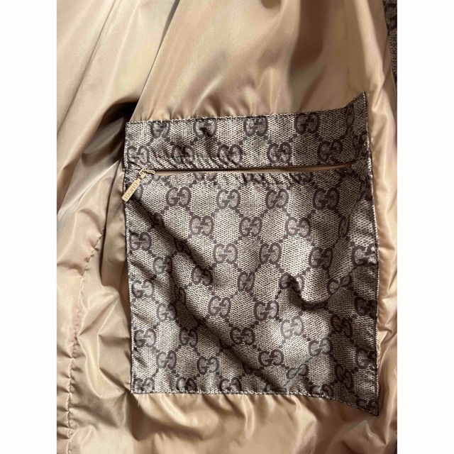 Gucci(グッチ)の【新品】GUCCI FAKE NOT ジャケットL メンズのジャケット/アウター(ナイロンジャケット)の商品写真