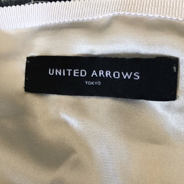 UNITED ARROWS(ユナイテッドアローズ)の週末限定価格　United Arrows  チェックスカート　フレアスカート レディースのスカート(ひざ丈スカート)の商品写真
