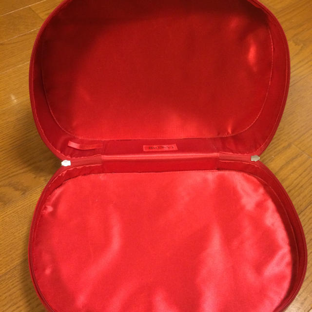 LANCOME(ランコム)のランコム 真っ赤なエナメルバニティーバック レディースのバッグ(ハンドバッグ)の商品写真