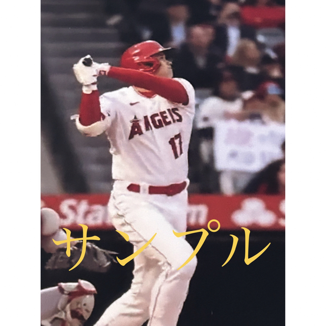 MLB(メジャーリーグベースボール)の大谷翔平　ホームラン12号瞬間A4写真 説明↓最後まで是非フレームピンクゴールド スポーツ/アウトドアの野球(記念品/関連グッズ)の商品写真