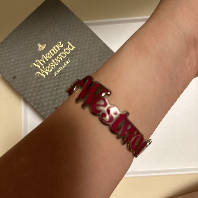 Vivienne Westwood(ヴィヴィアンウエストウッド)のVivienne Westwood ブレスレット レディースのアクセサリー(ブレスレット/バングル)の商品写真