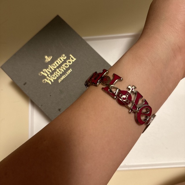 Vivienne Westwood(ヴィヴィアンウエストウッド)のVivienne Westwood ブレスレット レディースのアクセサリー(ブレスレット/バングル)の商品写真