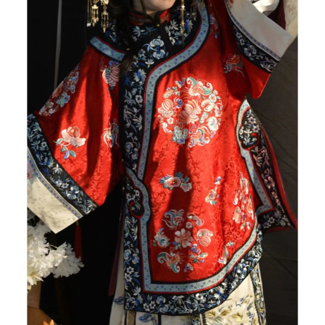 花鳥圖 清漢女刺繍氅衣 赤黒色アウター 中国伝統衣装 漢服 中華風 結婚 