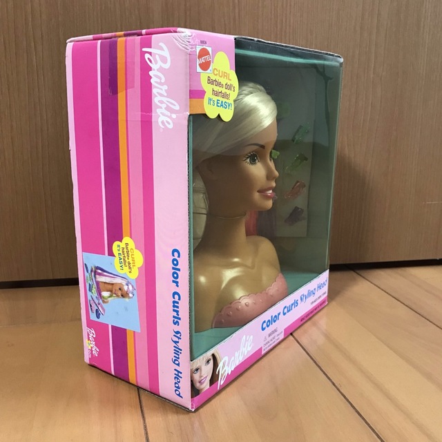 Barbie(バービー)の2001年製✴︎Barbie(バービー) カラーカールズスタイリングヘッド キッズ/ベビー/マタニティのおもちゃ(ぬいぐるみ/人形)の商品写真