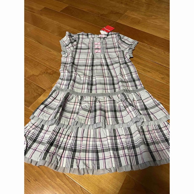 mikihouse(ミキハウス)のミキハウス　ワンピース　130 キッズ/ベビー/マタニティのキッズ服女の子用(90cm~)(ワンピース)の商品写真