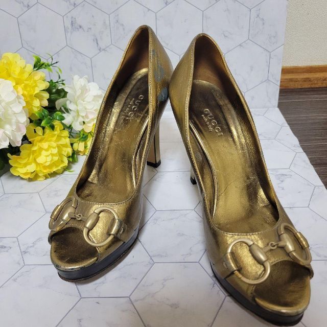 Gucci - GUCCI お洒落 ゴールド パンプス ヴィンテージ レトロ