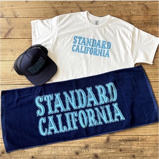 スタンダードカリフォルニア(STANDARD CALIFORNIA)の最安値　グリーンルーム会場限定品　スタンダードカリフォルニア　Tシャツ　スタカリ(Tシャツ/カットソー(半袖/袖なし))