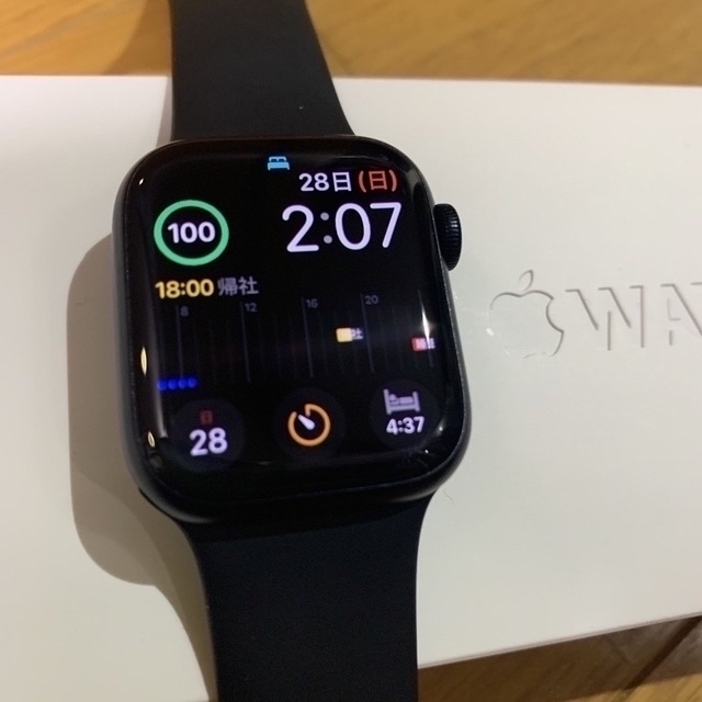 Apple Watch(アップルウォッチ)のAPPLE WATCH8 41mm 保証2024年3月まで有り スマホ/家電/カメラのスマートフォン/携帯電話(その他)の商品写真